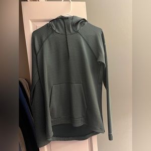 Columbia Sweatshirt. Size Small.